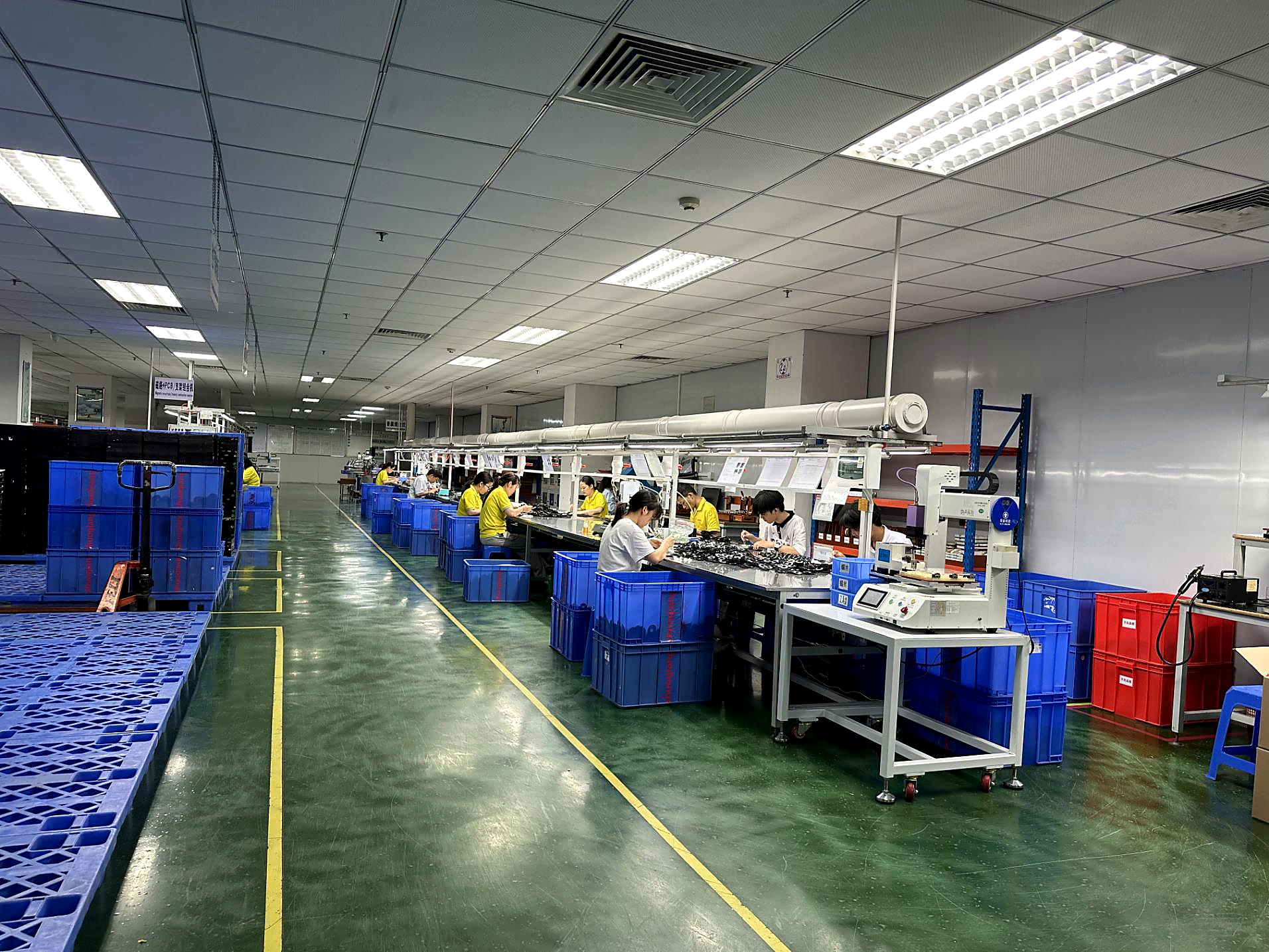 SOKING assembly workshop and production team
